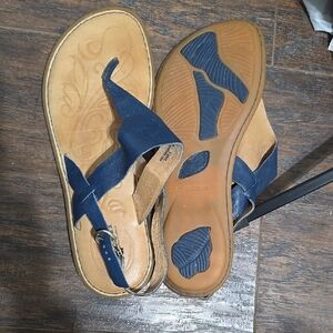 Blue and Tan Thong Sandals with Leaf Design